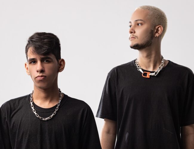 Unidos pela diversidade musical, conheça o duo Tineway