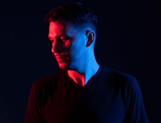 Tap Slap lança “Closer To Me”, música que surpreendeu seus fãs