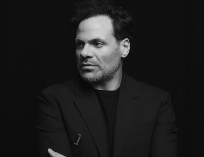 Mexicana acusa Carmine Conte, do Tale Of Us, de abuso sexual. Falamos com o artista, que nega e afirma estar tomando medidas jurídicas. 