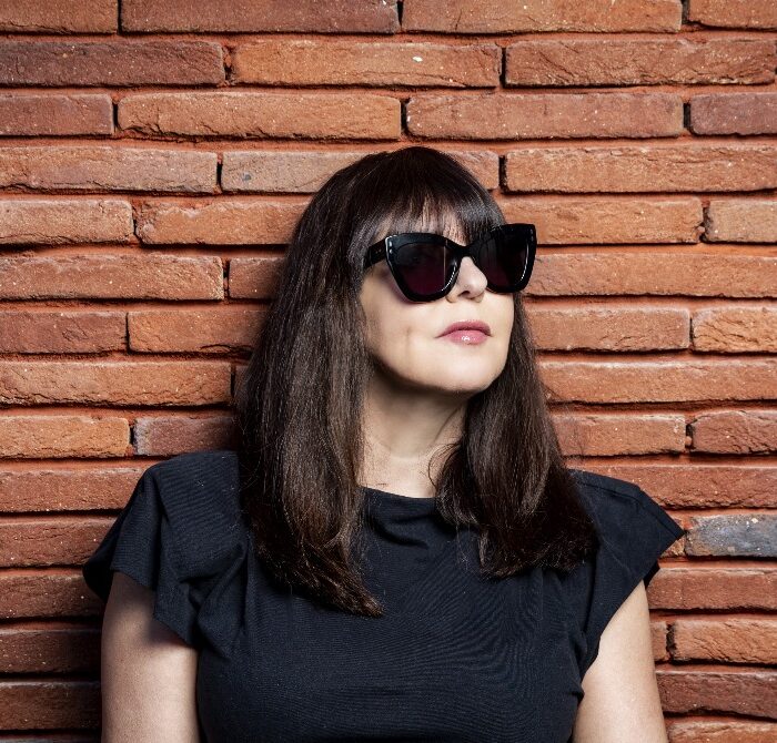 Ícone do Afro, Hanna Haïs: Uma Jornada Feminina Através da Música, Raízes e a Conexão França-África